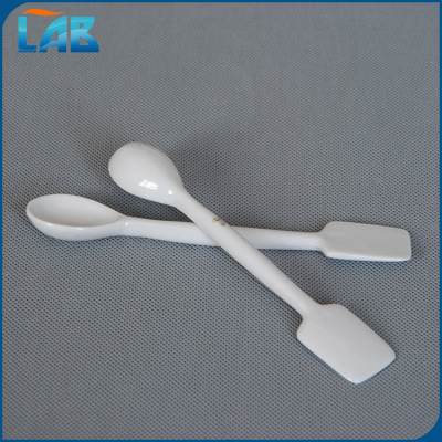 Manufacturer High Quality Supplier Lab. Porcelain Ware Ceramic Spatules with spoon and Glazed